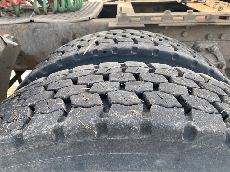 1999-kenworth-t800-image-25