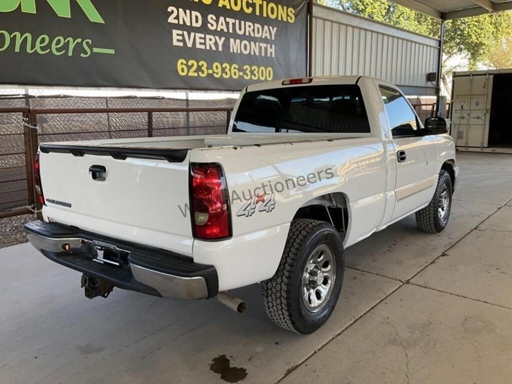 2006-chevrolet-silverado-1500-image-7