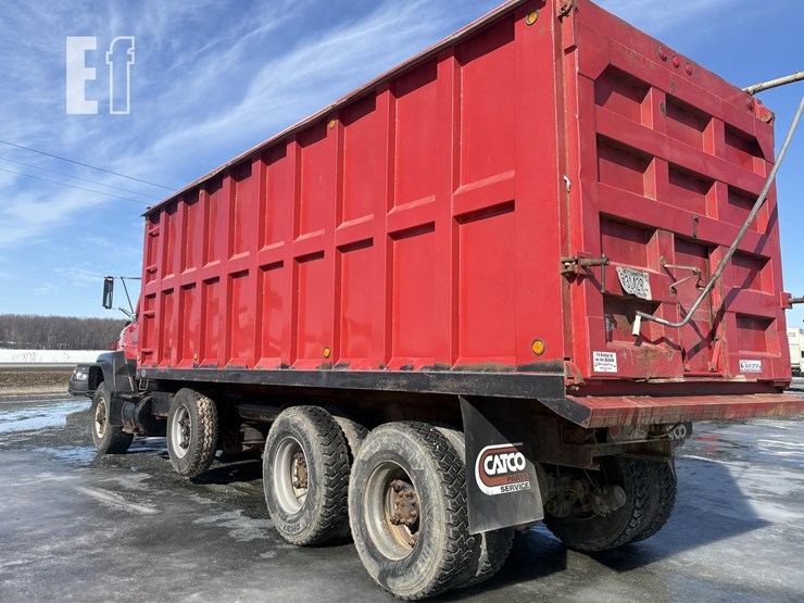 1984-ford-l8000-image-2