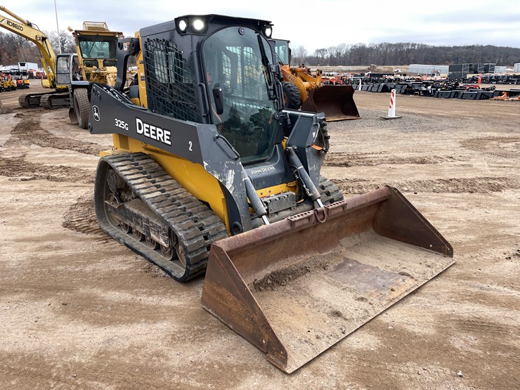deere-325g-image-4
