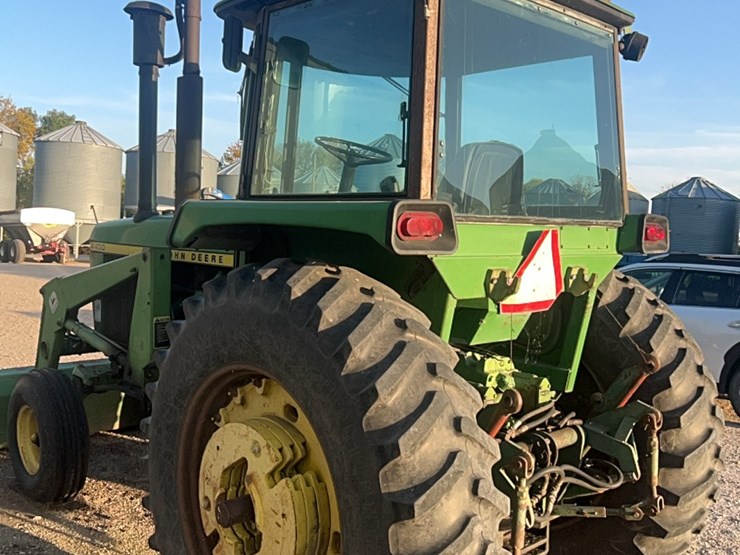 john-deere-4430-image-21