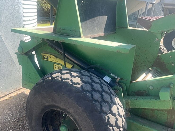 summers-model-700-reel-type-rock-picker,-hyd.-drive-reel,-flotation-tires,-hyd-adjustable-hitch,-￼nice-shape-image-39