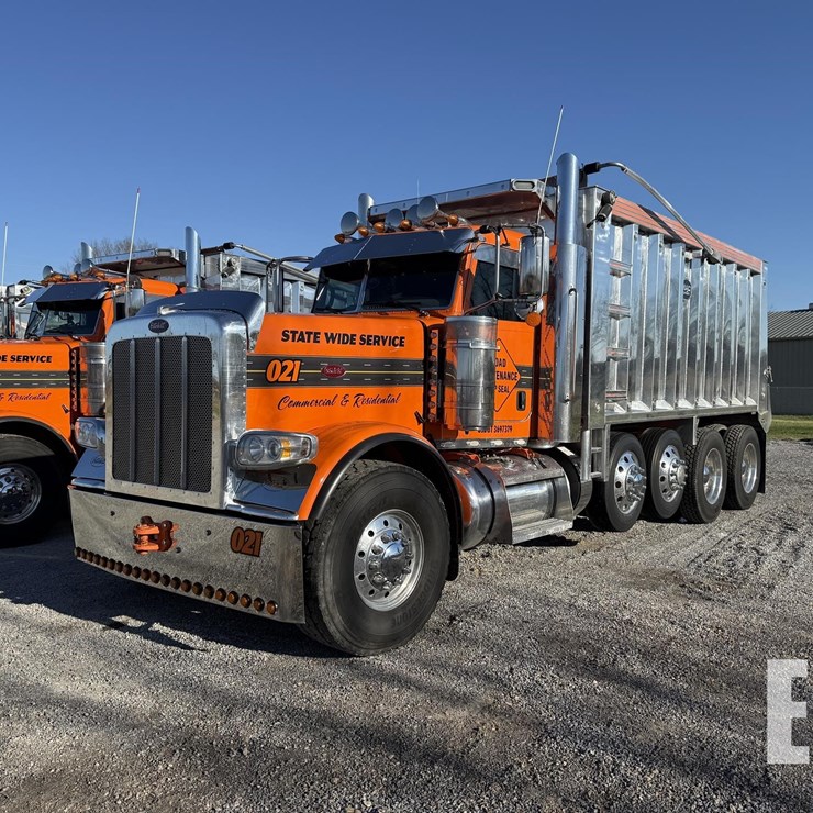 2021 PETERBILT 389