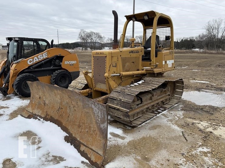 dresser-td9h-image-1