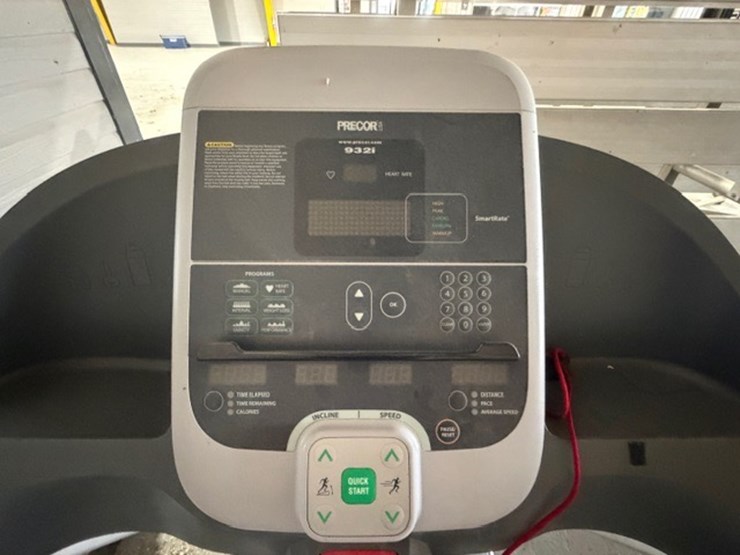 #34120-•-precor-932i-treadmill-image-12