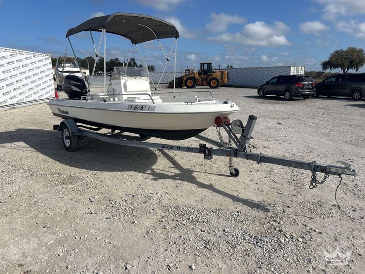 2001-wellcraft-boat-w/-2000-boat-trailer,-image-2