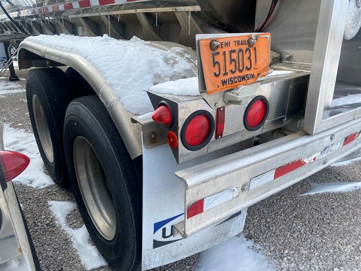 1990-walker-tanker-image-12