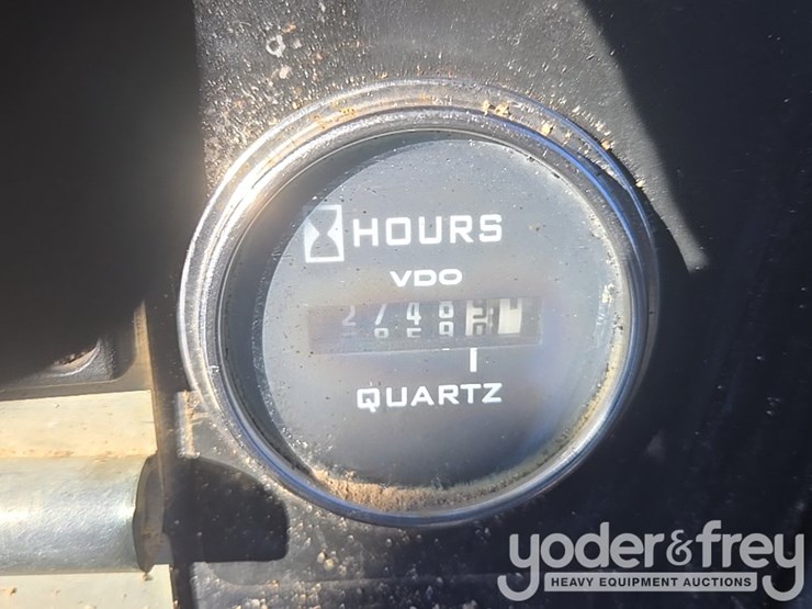 2010-deere-310sj-image-77