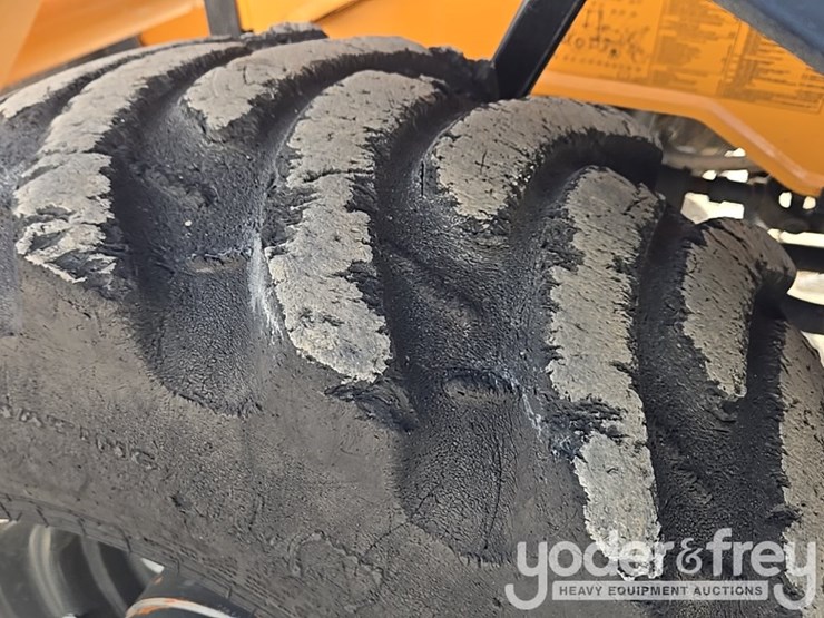 2022-case-590sn-image-67