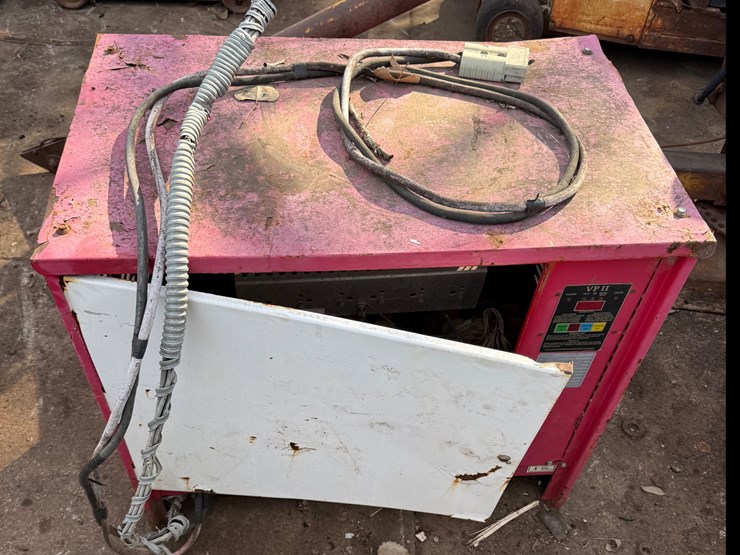 #37-•-battery-charger-image-1