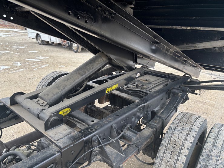 2010-ford-f450-image-55