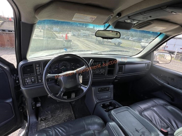 2002-chevrolet-silverado-2500-image-27