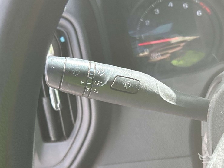 2022-chevrolet-silverado-2500-image-16