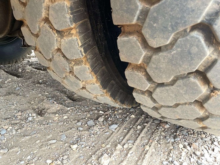 2002-international-durastar-4300-image-20