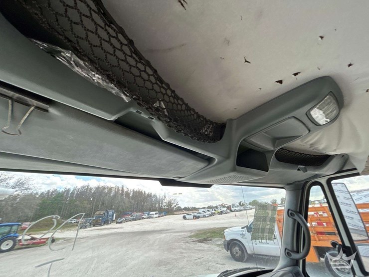 2007-international-durastar-4400-image-17