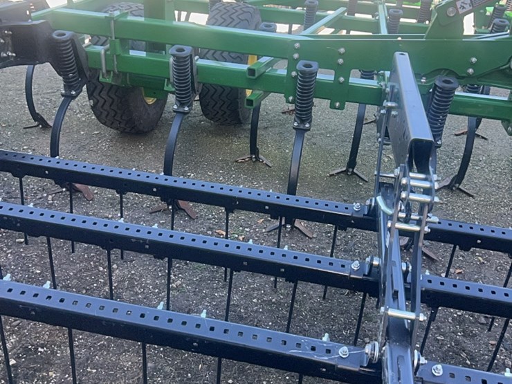 2024-john-deere-52-image-103