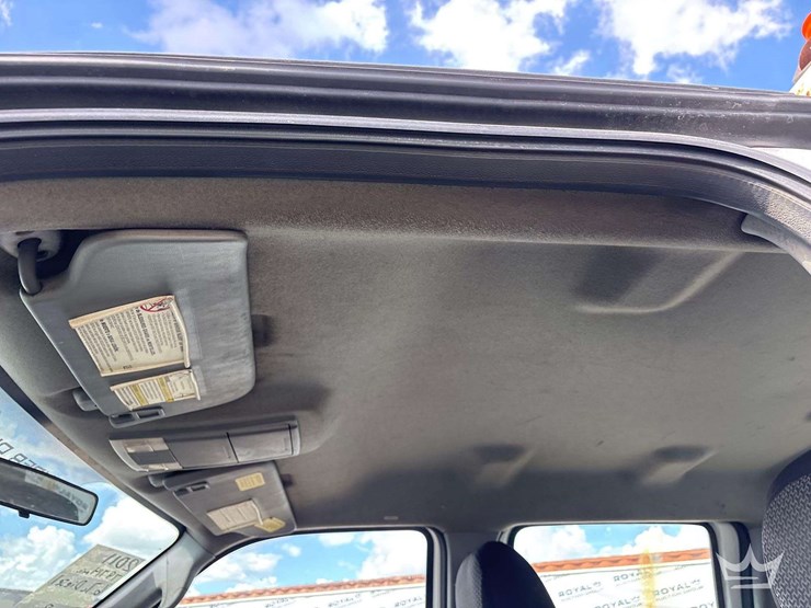 2011-ford-f450-image-25