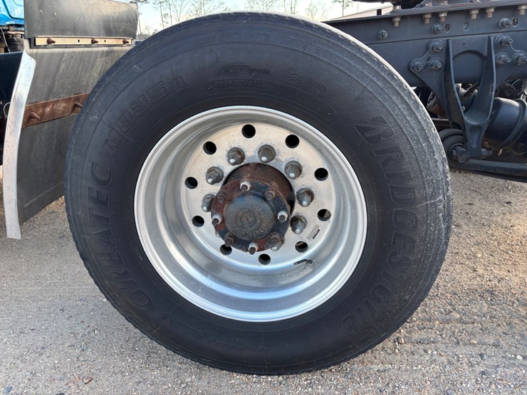 2015-international-prostar-image-8