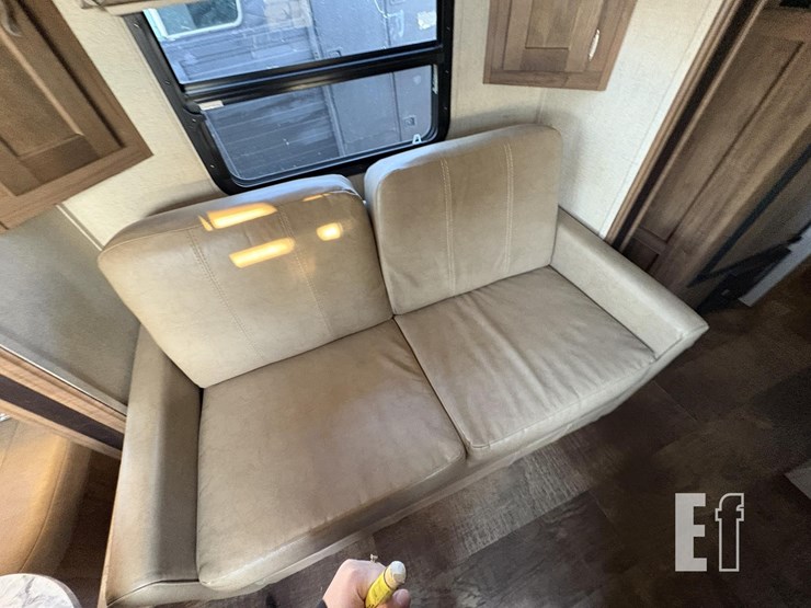 2018-gulf-stream-coach-vista-cruiser-23rss-image-8