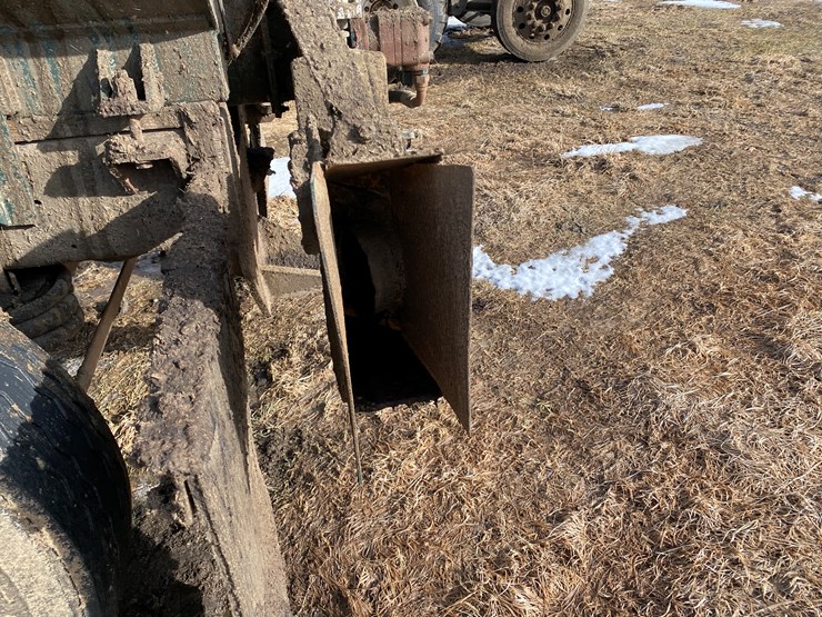 #425-•-mack-elite-cl-713-manure-truck-(has-wi-title)-(colfax,-wi)-image-23
