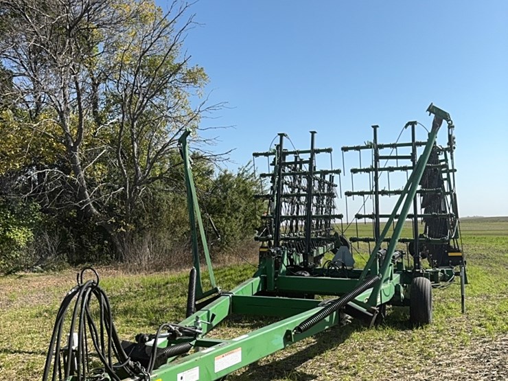 70’-summers-heavy-harrow,-hydraulic-down-pressure,-auto-fold-image-1