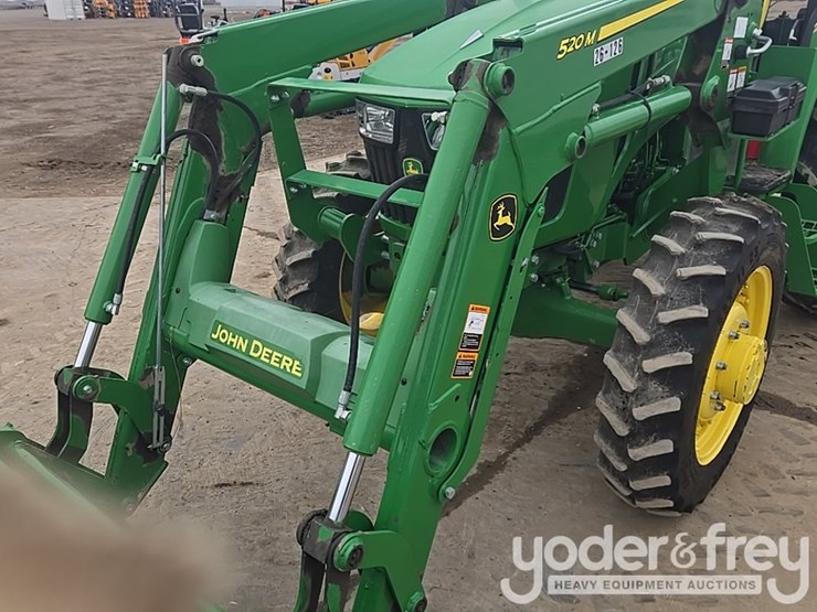 2020-john-deere-5075e-image-10
