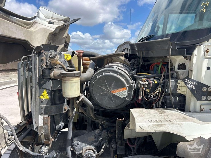 2016-international-workstar-7500-image-8