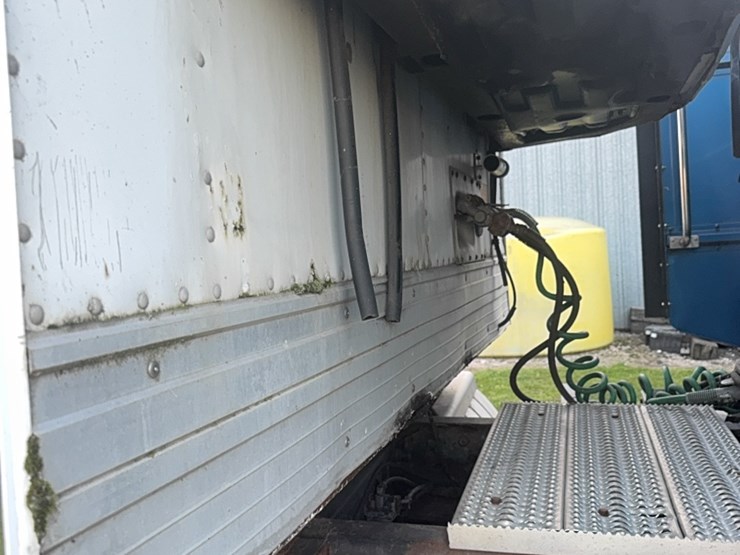 1996-sprayer-trailer,-48’,-fully-equipped-with-three-mixing-cones,-two-pumps,-hoses-,-four--1650-gallon-poly-tanks,-fully-plumbed,-complete-sprayer-setup,-ready-to-use-image-26