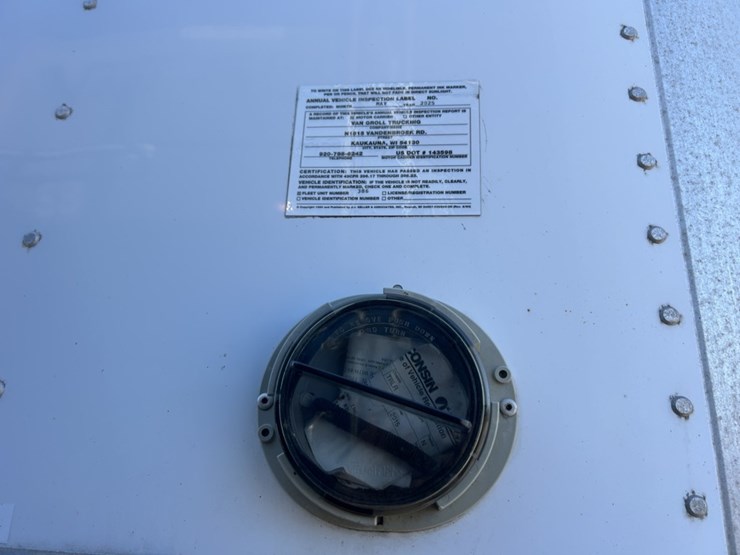 2014-utility-53'-image-54