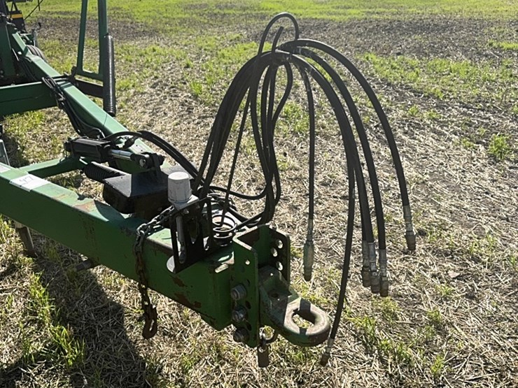 70’-summers-heavy-harrow,-hydraulic-down-pressure,-auto-fold-image-4