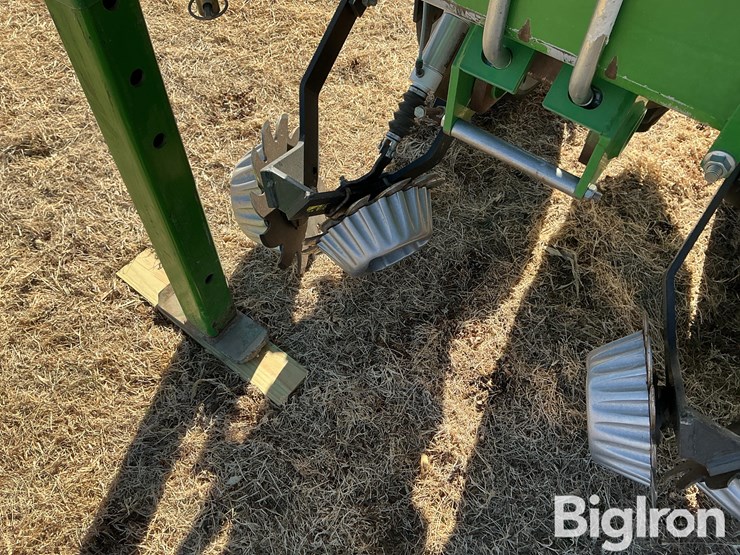 2011-john-deere-1720-ccs-image-16