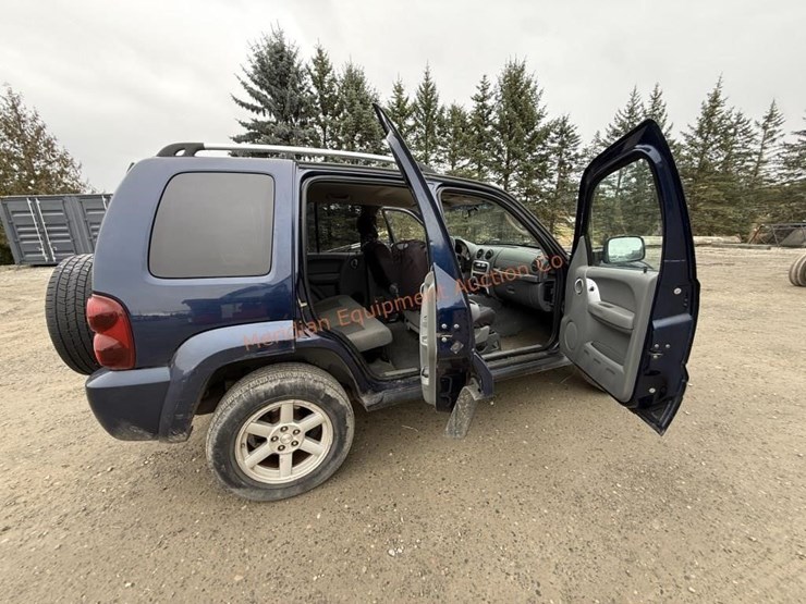2006-jeep-liberty-image-29