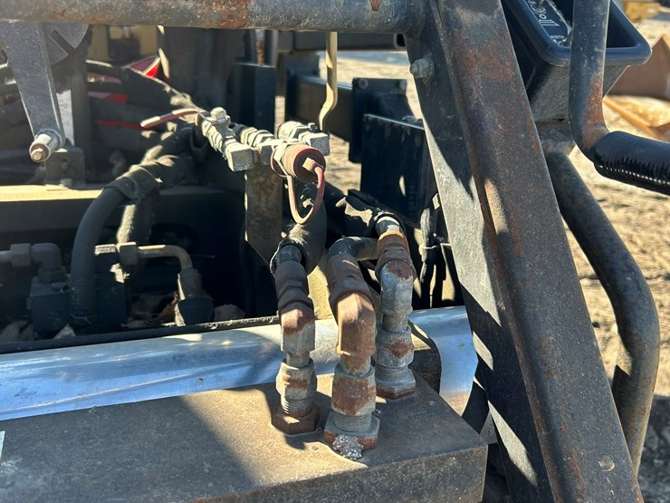 caterpillar-ap-650b-image-29