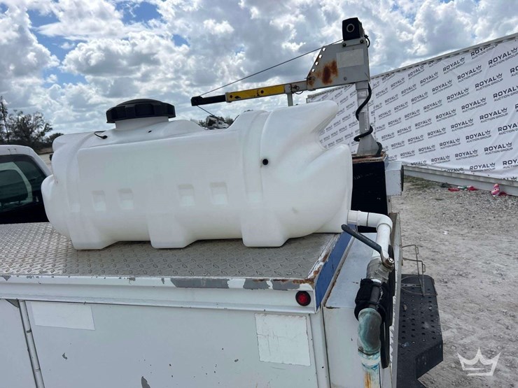 2012-ford-f350-image-21