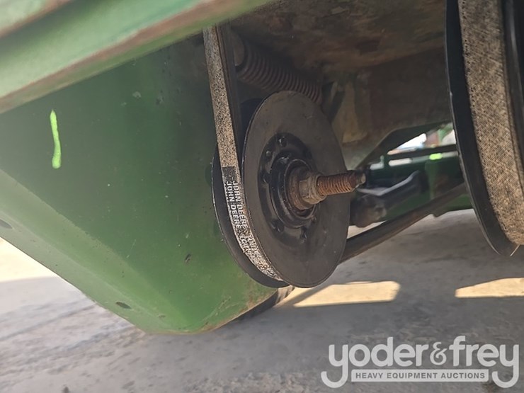 john-deere-72-image-36