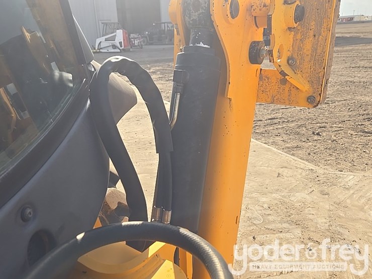 2017-jcb-3cx-image-67
