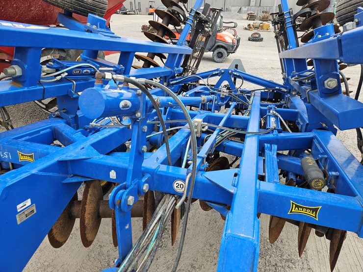 2014-landoll-6230-21-image-4