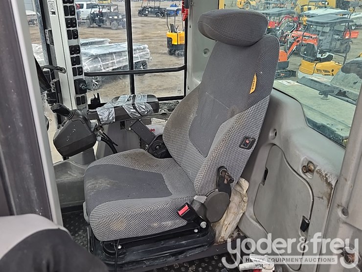 2021-volvo-l90h-image-59