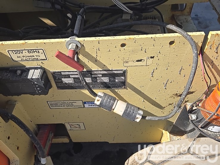 2018-jlg-3246es-image-28