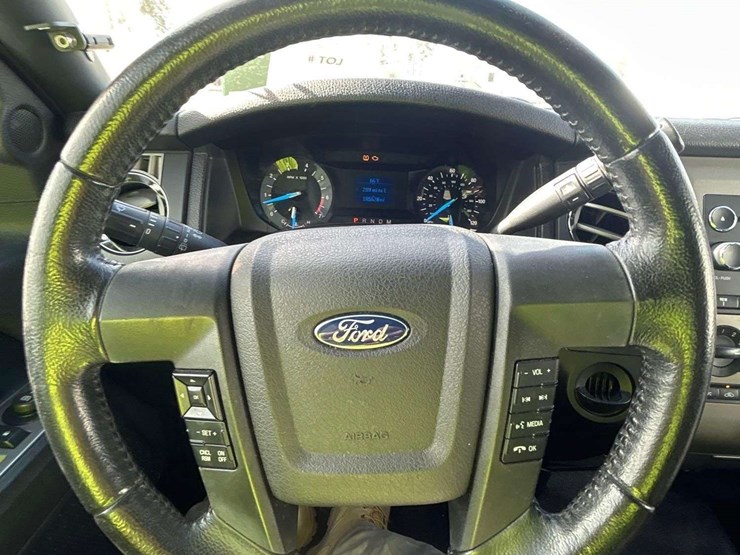 2017-ford-expedition-image-13