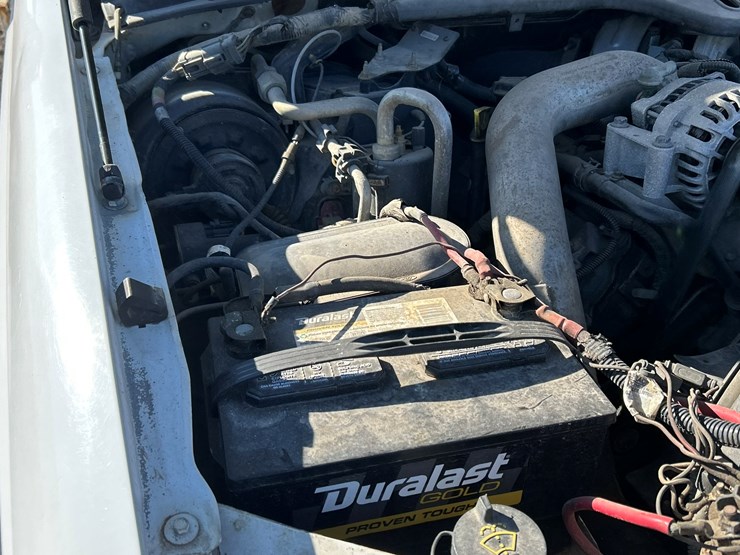 2005-ford-f550-image-57