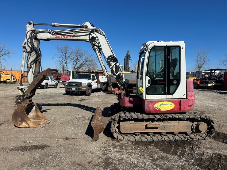 takeuchi-tb180fr-image-2