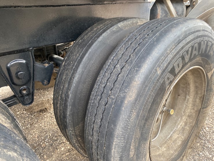 #502-•-2012-northern-8,500-gallon-semi-manure-tanker-(has-wi-title)-(waupun,-wi)-image-38