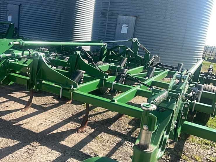 2022-john-deere-52-image-25