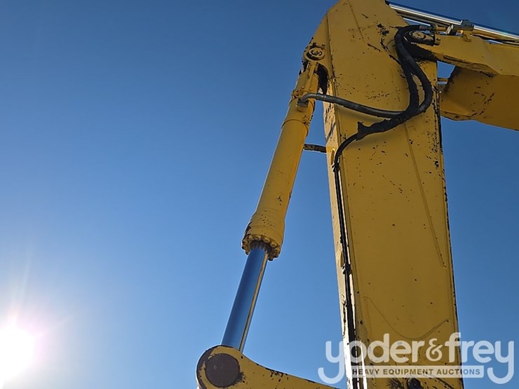 2022-komatsu-pc360-lc-11-image-35