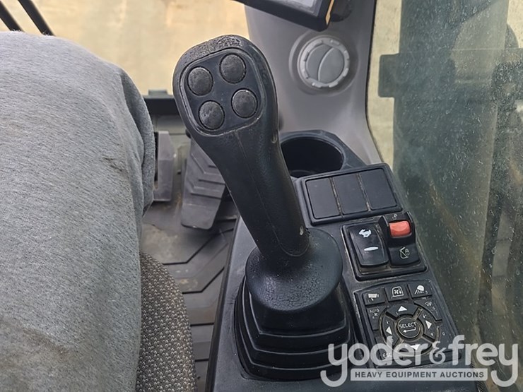 2018-volvo-ec200el-image-81