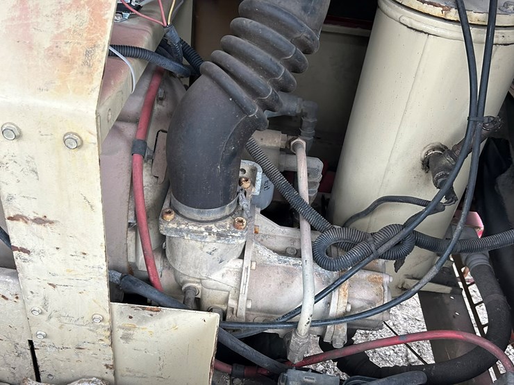 1999-ingersoll-rand-p185wjd-image-35