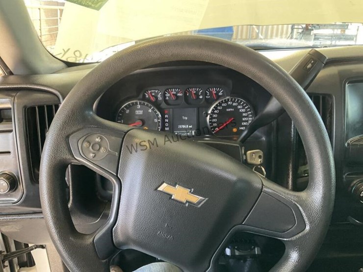 2015-chevrolet-silverado-1500-image-17