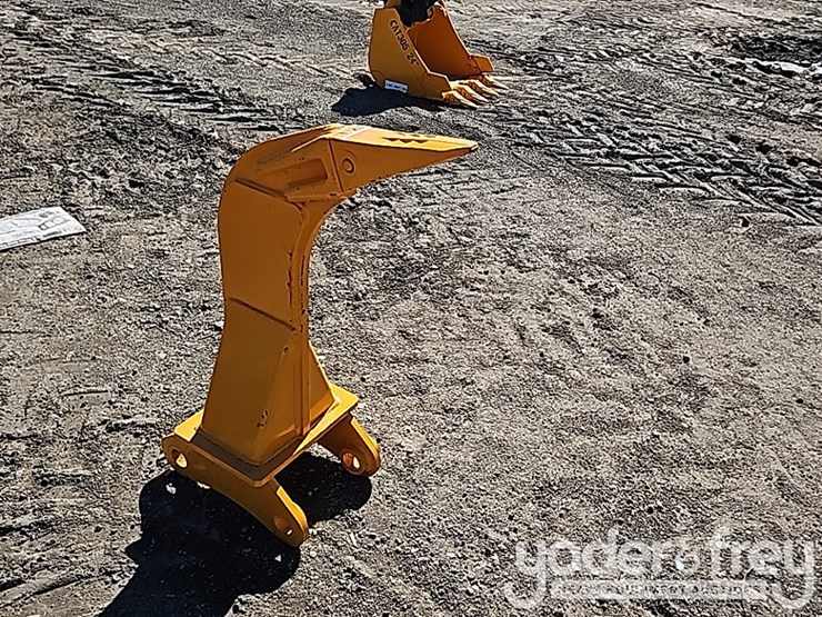 caterpillar-307-image-4