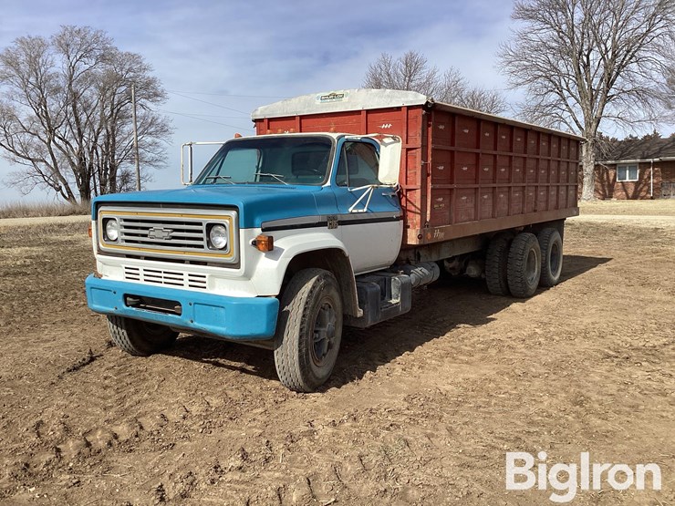 1975-chevorlet-c65-t/a-grain-truck-image-1